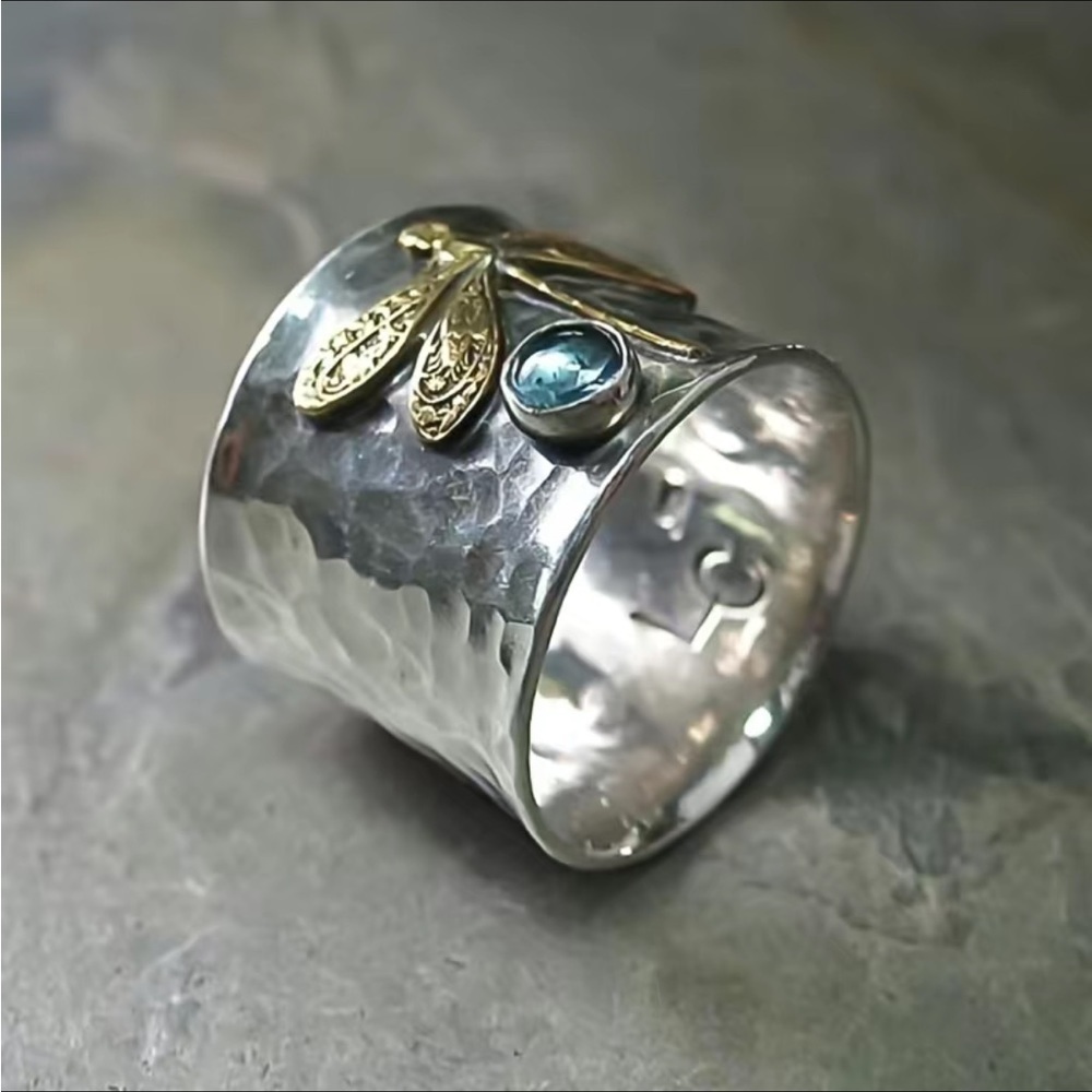 Dragonfly Ring Thumb Ring Silver Tone Hammered Look Unisex - Picture 4 of 13
